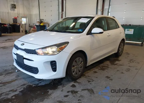 2019 Kia Rio 5-Door S z USA, uszkodzony, nr VIN 3KPA25AB6KE243415
